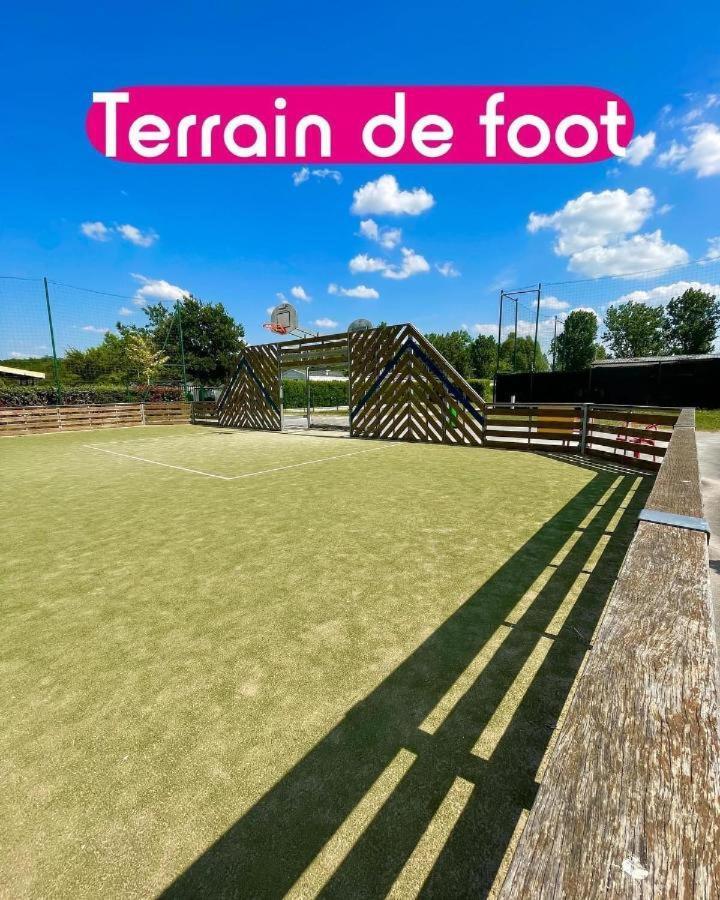 Mobil Home Tout Confort Ideal Pour 4 Personnes Dans Le Domaine De Dugny Camping 4 Etoiles, Proche De Blois, Du Zoo De Beauval Et Des Chateaux De La Loire Onzain Zewnętrze zdjęcie